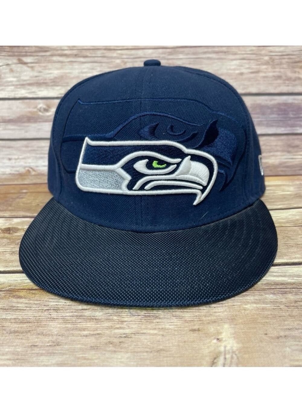 Seattle Seahawks, New Era, Size 7 1/8. Dirty Smudge on the bill
